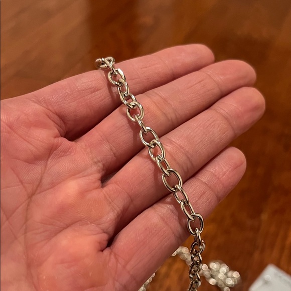 NWT Elegant Jessica McClintock Silver Chain Bag - Picture 5 of 10